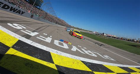 Hollywood Casino 400 Photos - Kansas Speedway | MRN