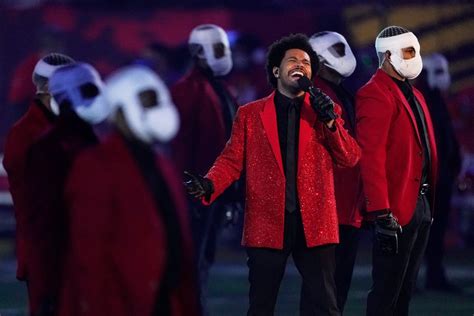 The Weeknd Super Bowl outfit: Designer explains why it took 250 hours ...