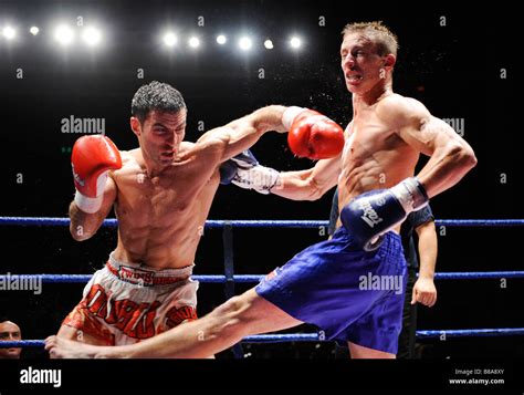 Muay Thai Kick boxing Stock Photo - Alamy