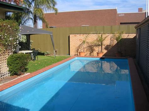 Albury Caravanner Caravan Park - Albury Swimming pool