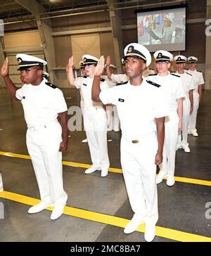 GREAT LAKES, Ill. (June 27, 2022) – Naval Reserve Officers Training ...