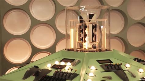 Time-lapse | First Doctor's TARDIS Console | Doctor Who - YouTube