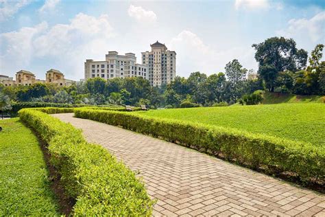 Hiranandani Estate | 1, 2, 2.5 & 3 BHK Flats / Apartments in Ghodbunder Road, Thane | Hiranandani