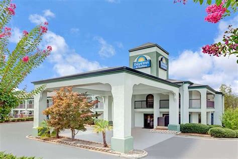 DAYS INN & SUITES BY WYNDHAM STOCKBRIDGE SOUTH ATLANTA - Updated 2024 ...