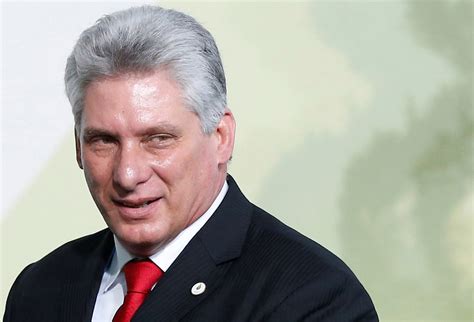 Miguel Díaz-Canel es electo como nuevo presidente de Cuba