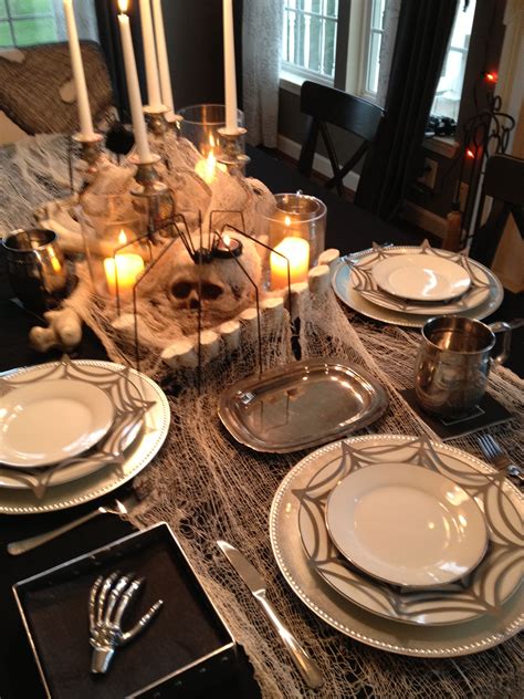 Halloween Dinner Party Tablescape | Elegant thanksgiving table ...