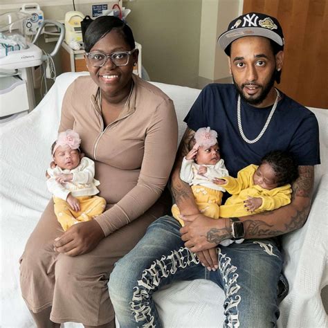 Mom of twins gives birth to triplets - Good Morning America