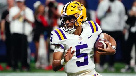 Jayden Daniels injury update: LSU QB returns to practice, listed as ...