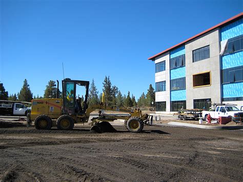 Les Schwab Headquarters - Bend | lathamexcavation