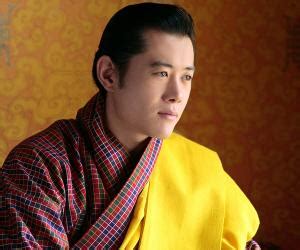 Ugyen Wangchuck Biography - Childhood, Life Achievements & Timeline