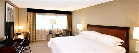 Club Guestroom | Sheraton Philadelphia Downtown Hotel