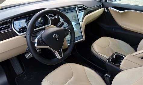 Tesla Model S Photos: Tesla Model S interior