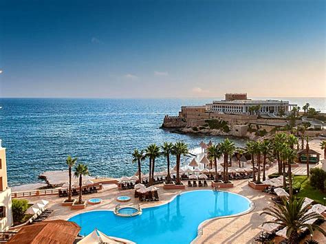 Top 20 Beachfront Hotels in Malta - Emmy Cruz's Guide 2021