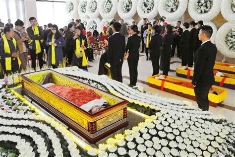 Chinese government places restrictions on Christian funerals