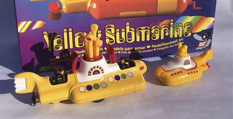 Diecast Beatlemania: The Yellow Submarine - Die Cast X