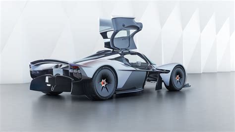 Aston Martin Valkyrie engine highlights revealed