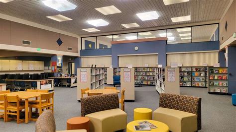 Rent Library in Temecula