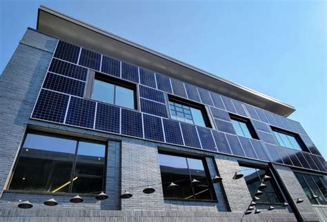 What are Solar Windows? - The Constructor