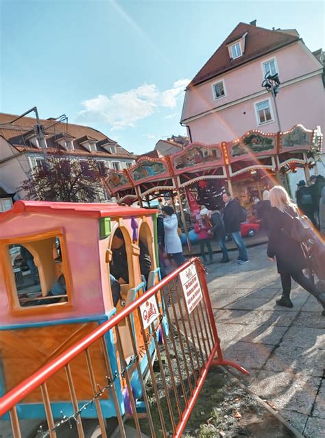 Christmas Market in Graz - The Loveliest Time Of The Year - The Elegant ...