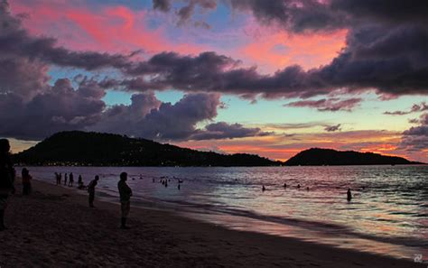 Sunset @ Patong Beach | 6.31pm, 22.Nov.2012 EFS 18-135 IS, f… | Flickr