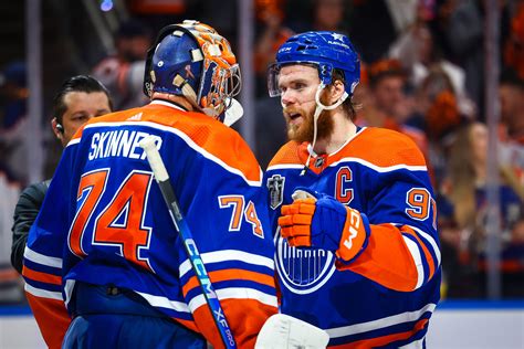 Devastated Connor McDavid minimally addresses Conn Smythe win after ...