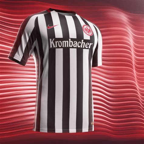 Bild: Eintracht Frankfurt Heim-Trikot 2016/17 von Nike