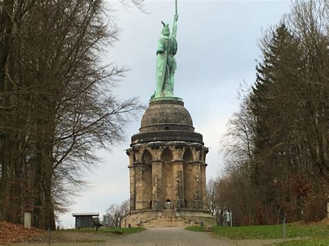 Hermannsdenkmal bei Detmold - EINFACHRAUS.EU