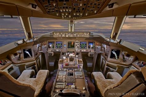 Private Interior Photos Boeing 777 | Boeing 777 Flight Deck | Flying Machines | Pinterest ...