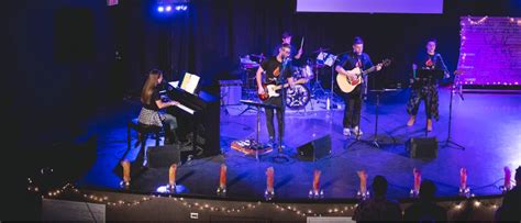 Youth worship band touching lives with the gospel message - CHVNRadio: Southern Manitoba's hub ...