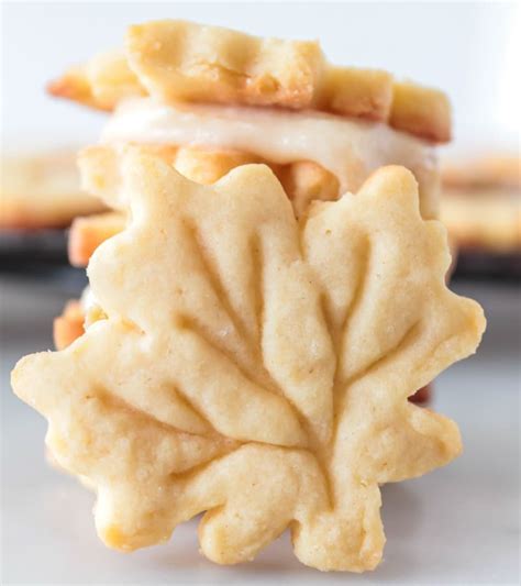 Maple Leaf Sandwich Cookies Recipe - An Italian in my Kitchen