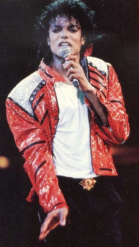 ♥ Michael Jackson ♥ Performance Beat It - BAD World Tour 1987-1989 ...