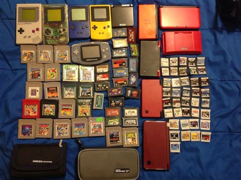 My growing Nintendo handheld collection : Gameboy