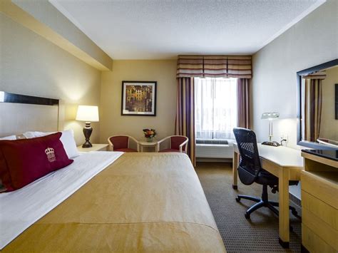 Hotel Suites Barrie Ontario | Monte Carlo Inn - Barrie Suites