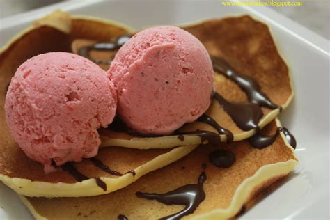 What's Baking??: Pancake with Strawberry Ice Cream