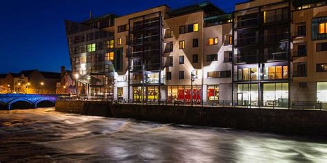 Hotel In Sligo Town With Parking | Glasshouse Amenities