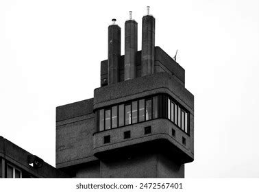 Brutalist Architecture Balfron Tower Black White Stock Photo 2472567401 ...