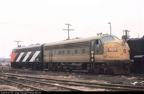 GTW 9023 & 9027 Grand Trunk Western EMD F3(A) at Chicago, Illinois by ...