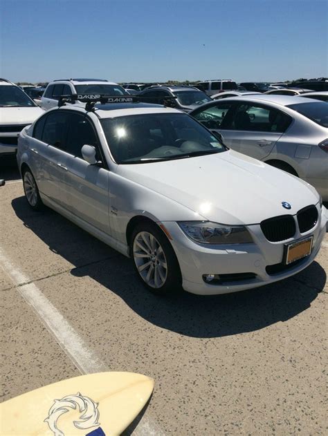 My 1st BMW with Thule Rack.... : r/BMW