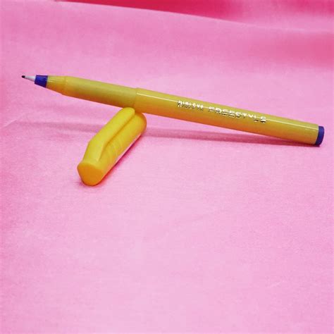 Ridleys Freestyle Finex Tip Yellow Color Body With Blue Writing Fine Liner Pen SKU 21387