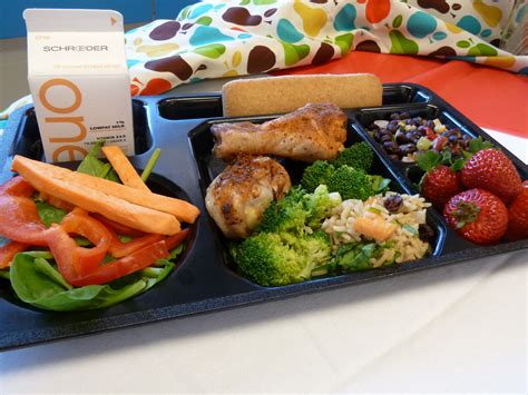 Yum! Delicious lunch from Saint Paul Public Schools. #schoolfoodsrule | Cafeteria food, Yummy ...