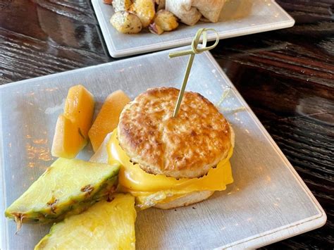 Where To Eat Breakfast in Bluffton | Breakfast Places Bluffton SC