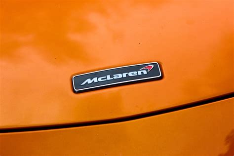 McLaren emblem photo – Free Logo Image on Unsplash