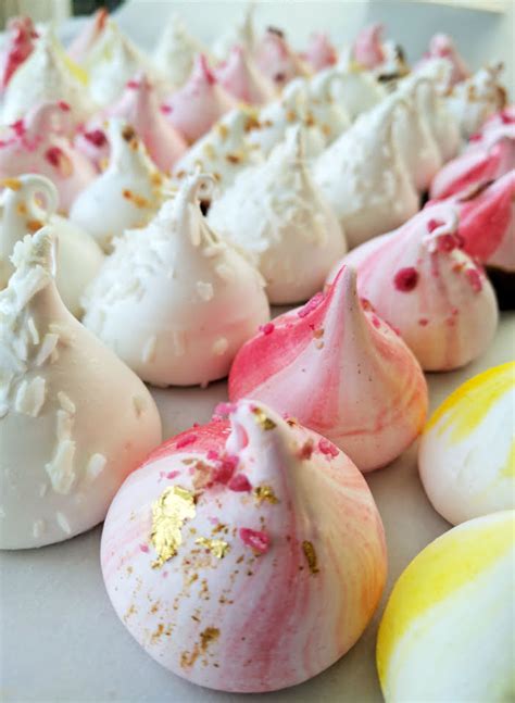 Meringue Kisses - Nicky Grant Cakes and Chocolate, Cornwall, UK