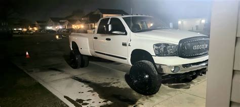 View build 5 Inch Lifted 2007 Dodge Ram 3500 4WD | Rough Country