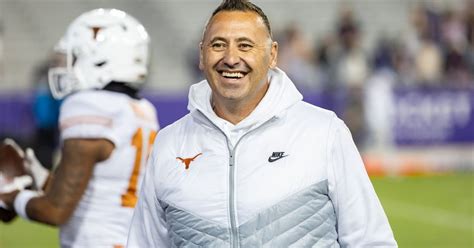 Texas Longhorns Secure Top-5 Recruiting Class for 2023 and 2024 Seasons ...