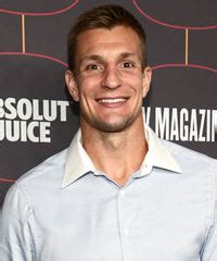 Lyfting With Gronk - JoeBucsFan.com - Tampa Bay Bucs Blog, Buccaneers News