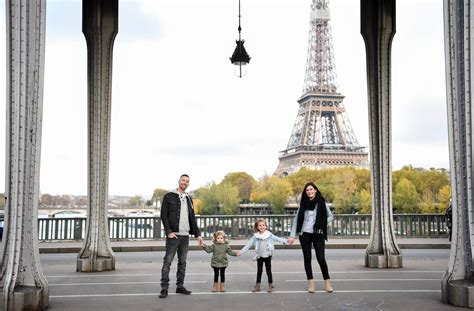 Bir-Hakeim Bridge & Eiffel Tower, Paris | Photographer | Flytographer