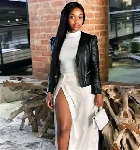 Uzalo actress Nothando Ngcobo (Hlelo) her real Age got Mzansi talking • stylish f 9