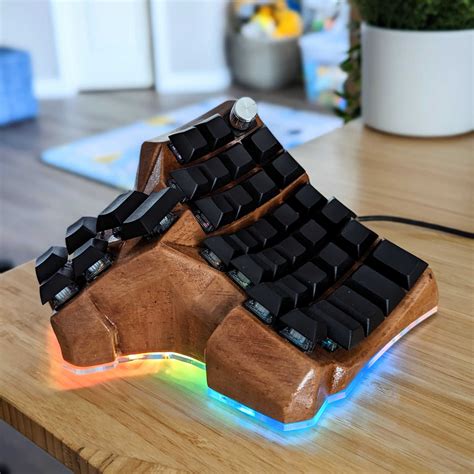 I built a weird keyboard