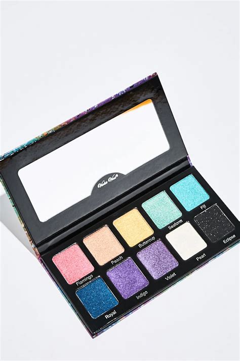 The Rainbow Eyeshadow Palette | Forever 21 | Rainbow eyeshadow ...